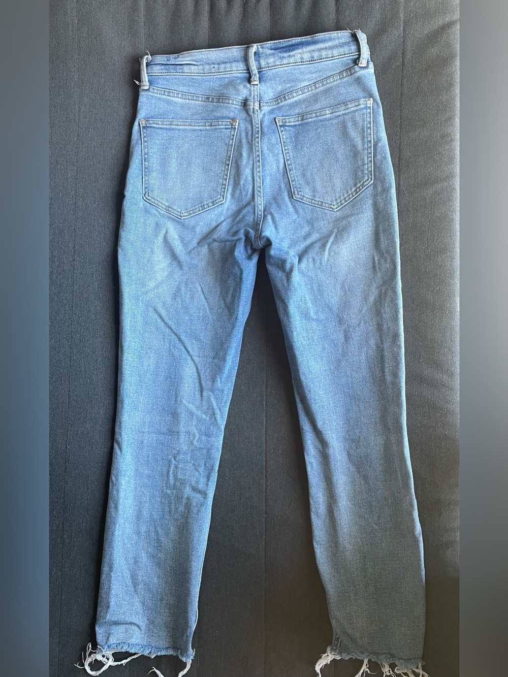 GAP vintage high rise ankle jeans with button fly and raw hem, 27 waist (size 4) - Picture 9 of 10
